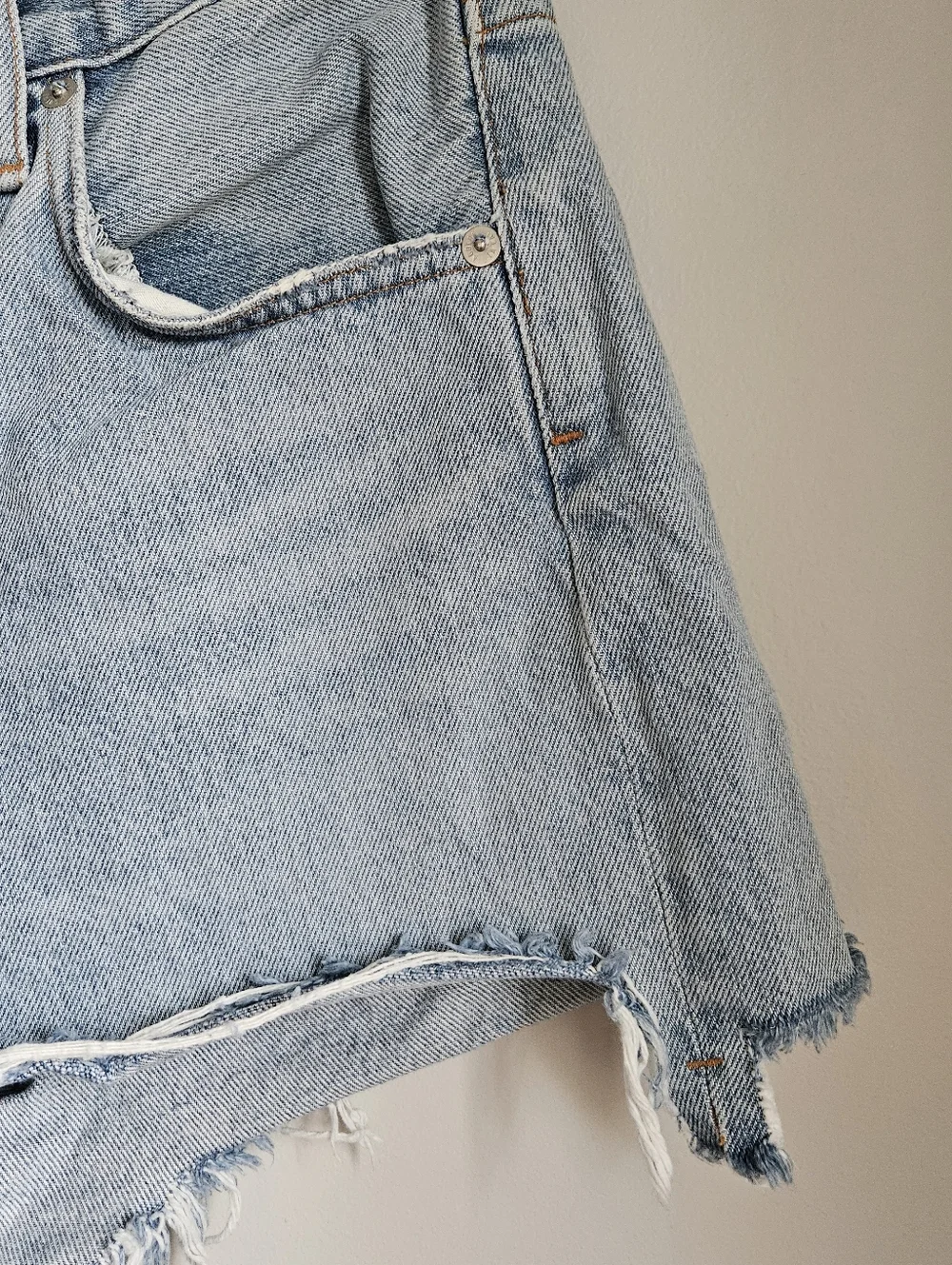 Agolde Dee Shorts In Digit - Picture 2 of 7